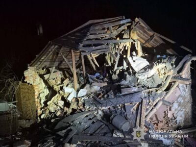 Окупанти завдали авіаудару по Сумах, поранено двоє дітей  