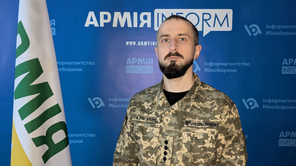 «Військові лікарі ще 10–15 років після війни не залишаться без роботи» – капітан медичної служби Михайло Денисюк  