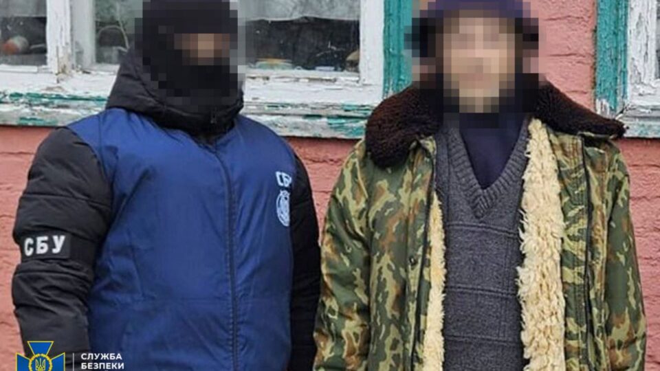 Допомагав рашистам у нових спробах «пробитися» до Куп’янська: СБУ затримала коригувальника  