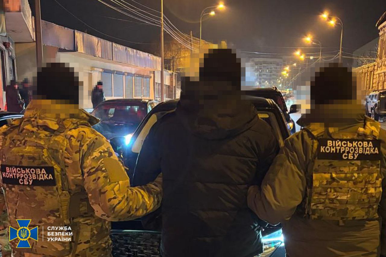 Затриманий в оточенні правоохоронців