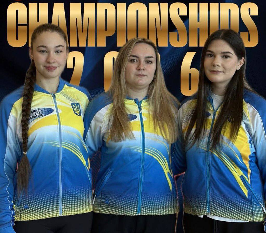 Три спортсменки