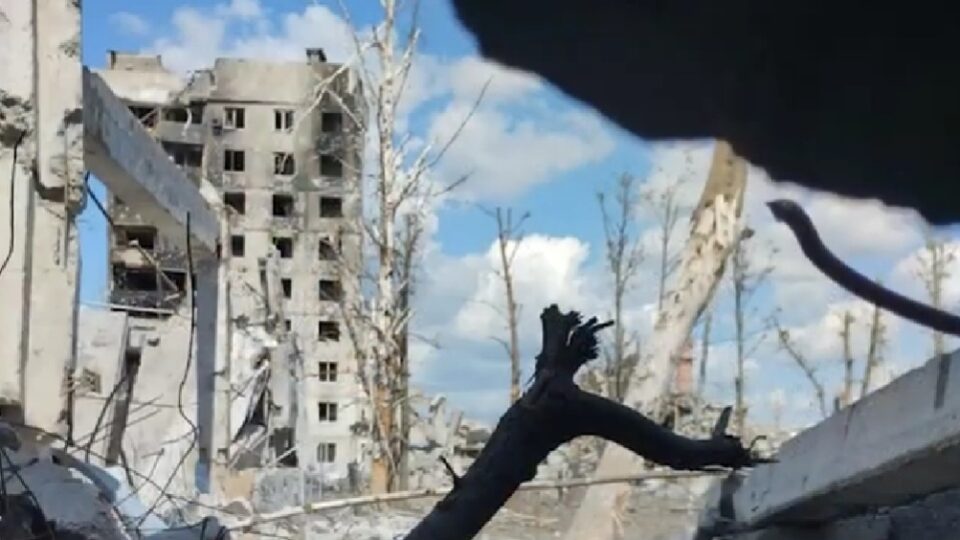 «2,5 роки там росіяни втрачають своїх, але лізуть» — окупанти не закінчуються під Вовчанськом  