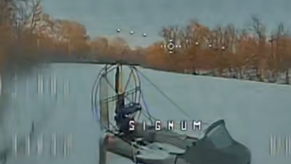 Дронарі спалили аерочовен і НРК окупантів  