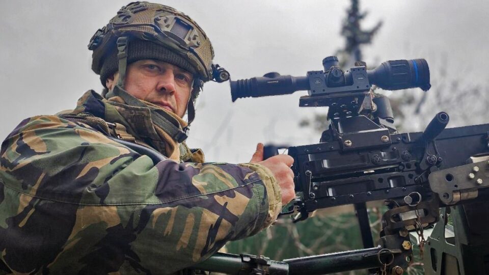 «Як я можу залишатися осторонь, якщо мій син у війську» — мисливець за «Шахедами» Валерій  