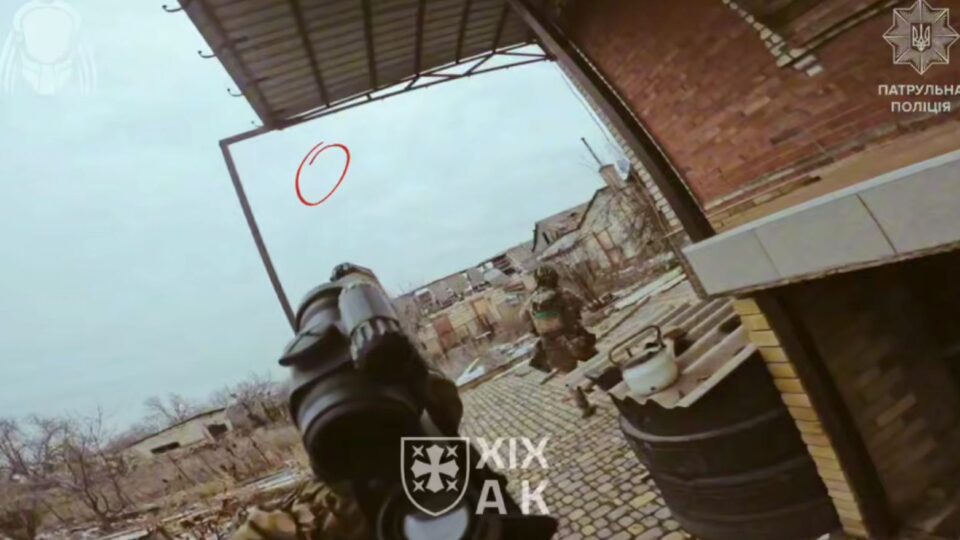 Бійці бригади «Хижак» нищать ворожі дрони зі стрілецької зброї, мов комах  