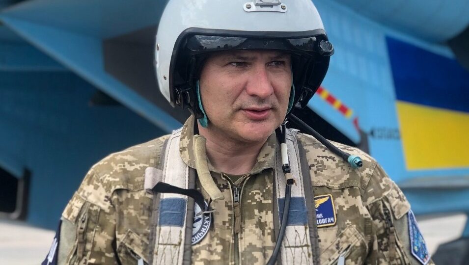 «Якщо я відправляю людей у небо, я маю бути там разом із ними»: історія Героя України Олександра Довгача  