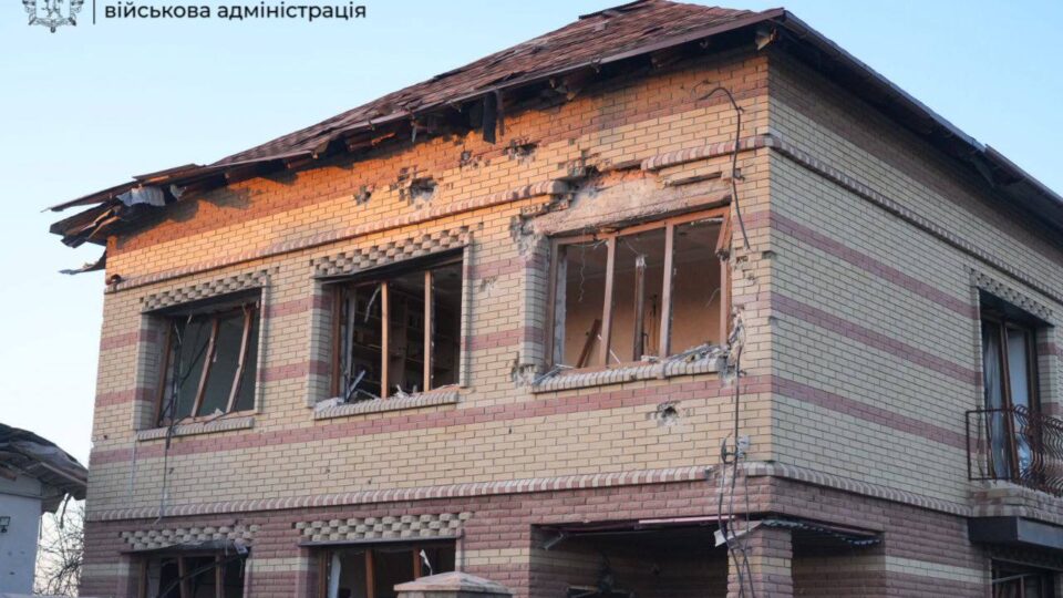 Окупанти атакували Запоріжжя авіабомбами, є загиблі та поранені  