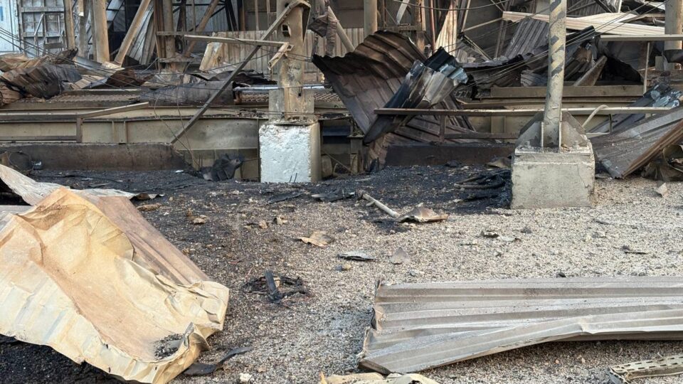 Ворог атакував ударними БПЛА порт Одещини, пошкоджено два цивільні судна  