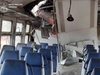 На Харківщині російський дрон вдарив по електропотягу, загинув пасажир  