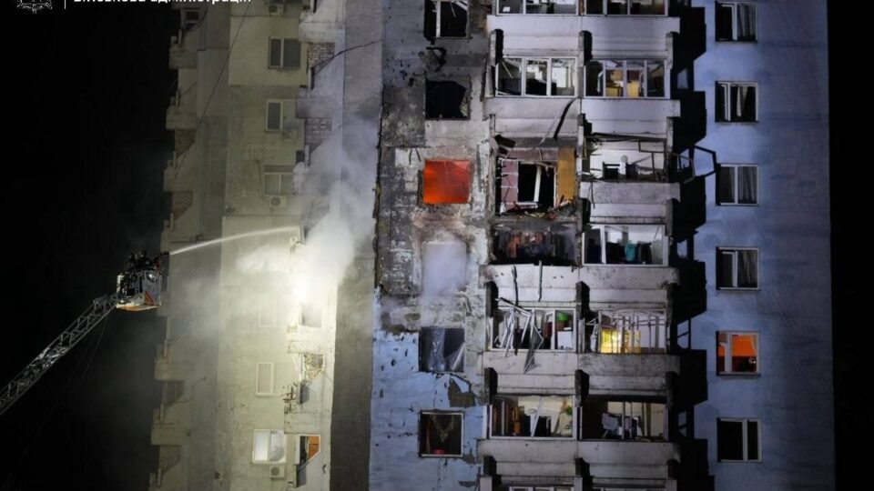 Ворог вдарив по Запоріжжю 5 ракетами, є загиблий та поранені  