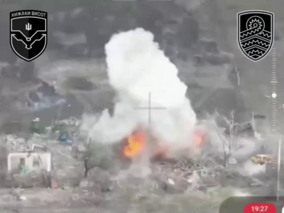 Із забороною на парне ховання ознайомлені: двом російським штурмовикам зіпсували побачення  