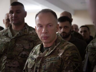 «Поступово просуваємося вперед і ведемо бої за населені пункти» — Олександр Сирський про ситуацію на півдні  