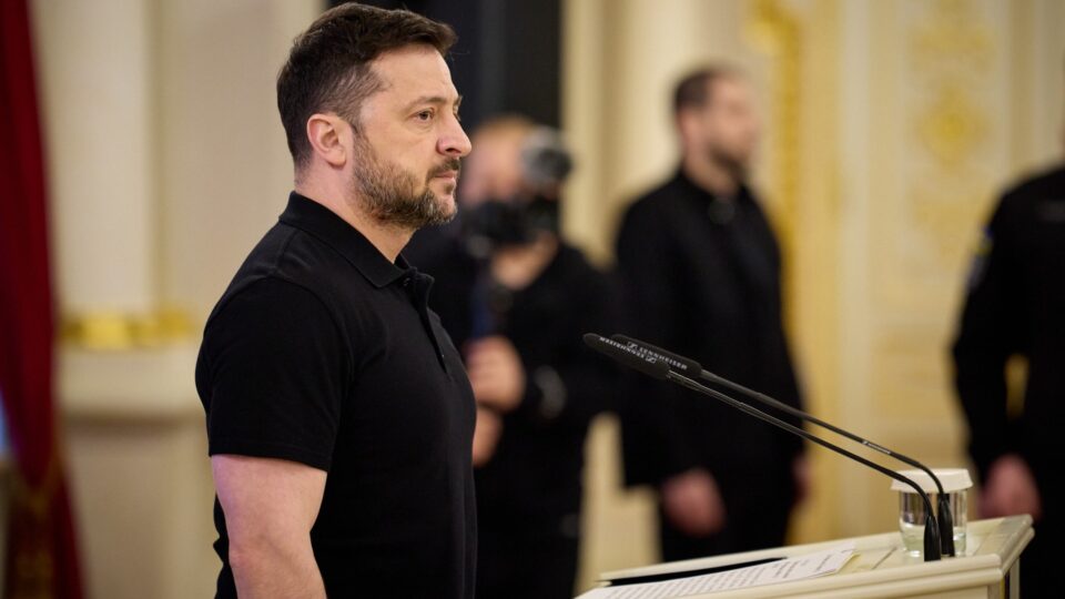 Більшість ракет, якими рф атакує Україну, мають іноземні компоненти — Президент  