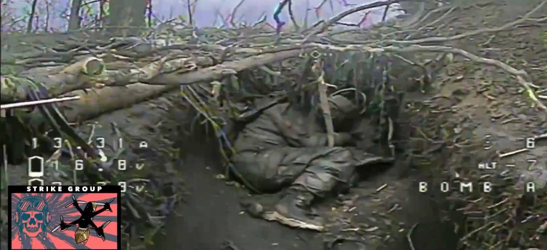 Дрон атакує окупанта