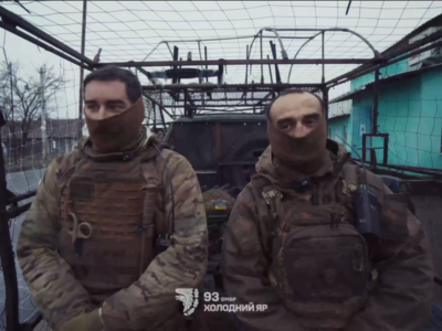 «Вони ліхтариком собі підсвічували, відкрив вогонь. Так в нас з’явилися трофейні автомати»: холодноярці про 51 день на позиціях  