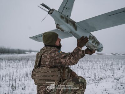 По передовій окупанти б’ють дронами й артилерією: Краматорськ та Дружківку тероризують КАБами  