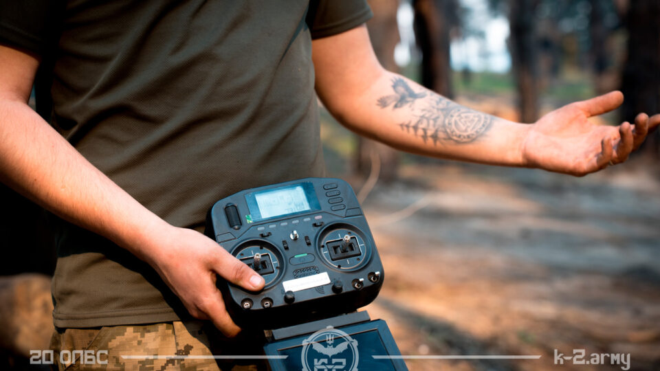 «Ворог починає збивати наші БПЛА»: до протидії викраденим технологіям наші дронарі готуються завчасно  