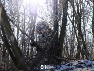 «Підрозділи забезпечення відправляли в штурми»: на Слов’янському напрямку ворог «обнулив» ресурс живої сили  