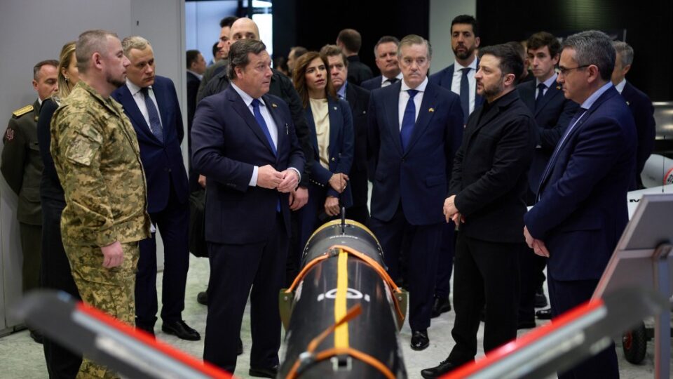 Володимир Зеленський в Іспанії зустрівся з керівництвом групи Sener: обговорили зміцнення української ППО  