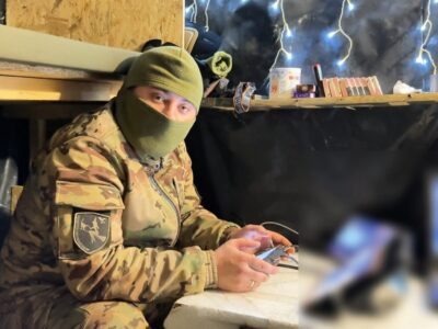 Літає на «Вампірі» під захистом Конотопської відьми: історія пілота «Фена»  