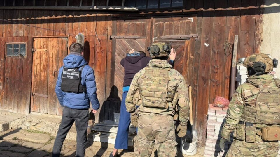 «Вікно» до Європи, дорого: затримали організатора масового вивозу ухилянтів  