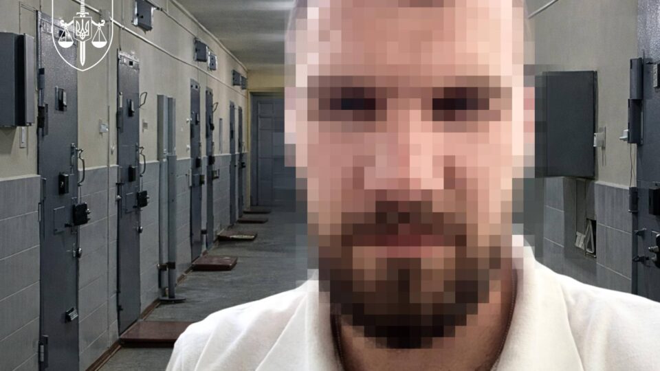 Підозру отримав охоронець, який катував українських військовополонених у Курському СІЗО  
