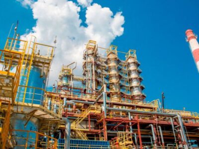 Сили оборони вдарили по НПЗ «Афіпський» і порту «Кавказ» у Краснодарському краї  