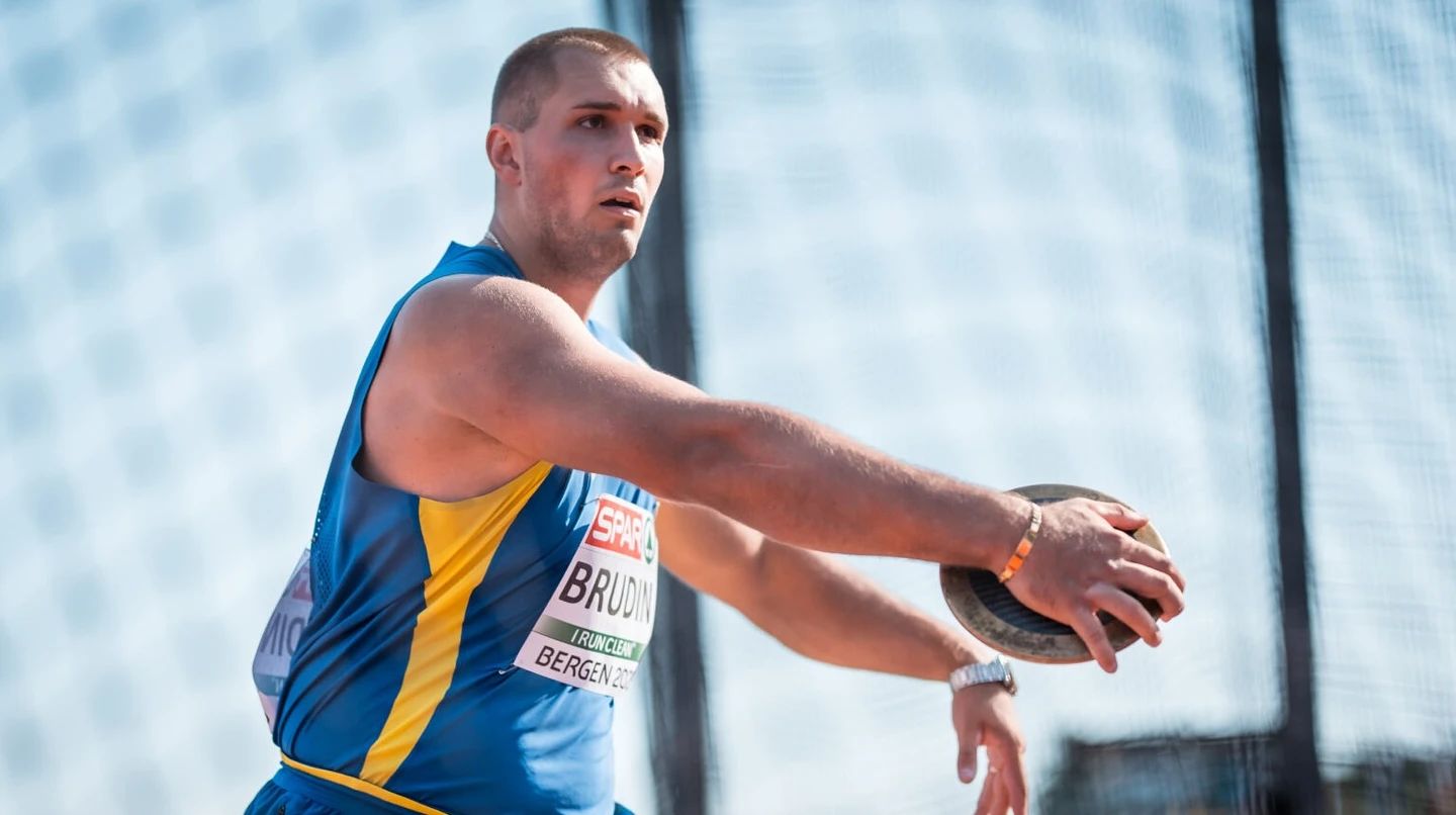 Спортсмен Центрального спортивного клубу ЗС України Михайло Брудін