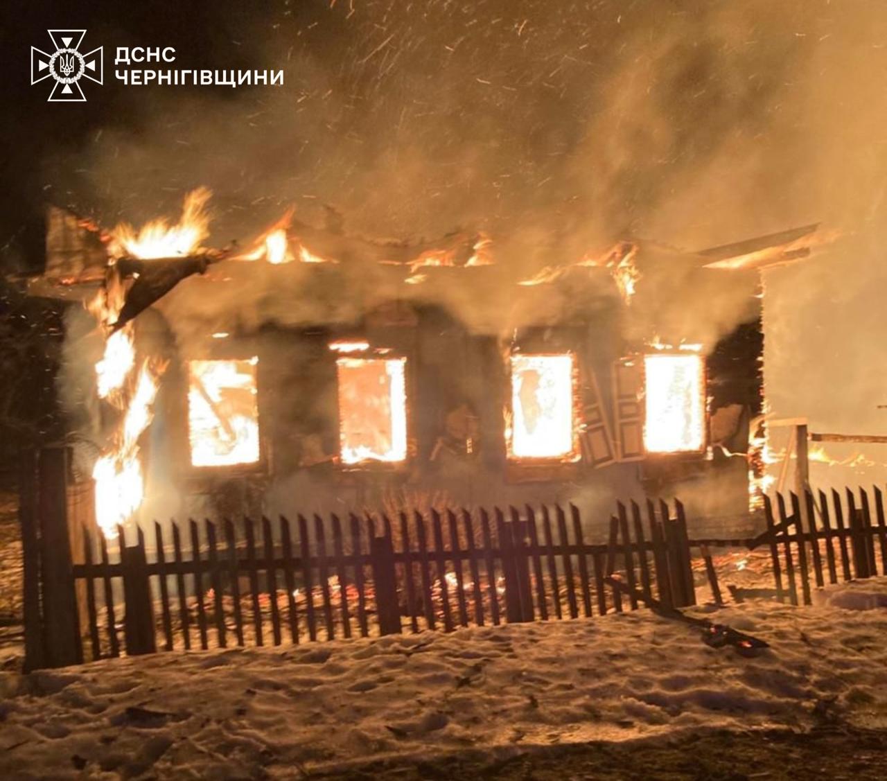 Російські БПЛА атакували житлові будинки на Чернігівщині