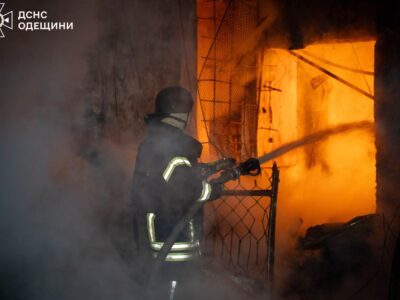 росія вдарила по пологовому будинку в Одесі — евакуйовано 81 людину, є загиблий і поранені  