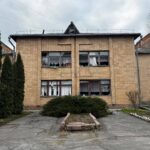 Пошкоджена будівля