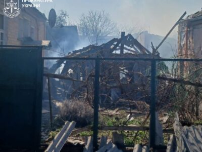 У Харкові росіяни атакували житлові будинки, є постраждалі  