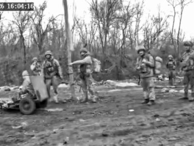 Верхи на «Сірку» до порятунку: в «Сталевій Сотці» повідомили деталі евакуації пораненого бійця  