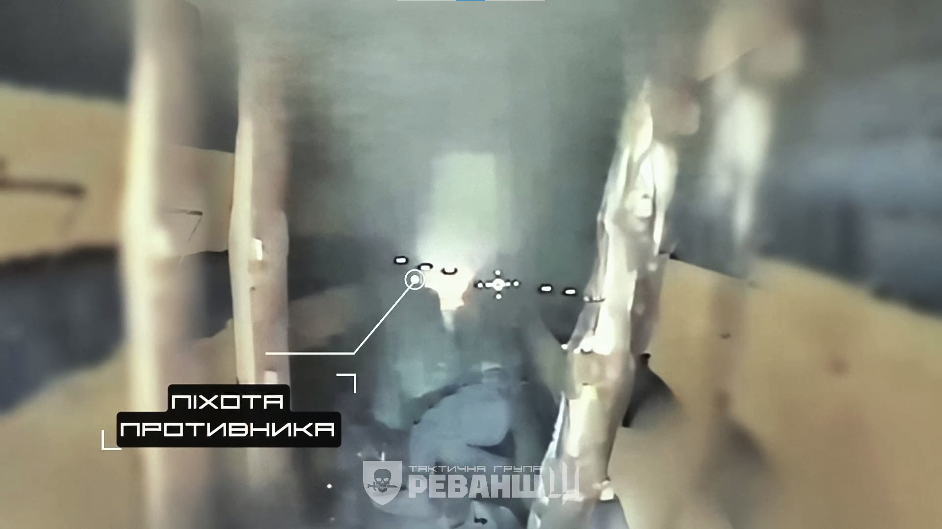 Окупанти ховаються на дні окопу