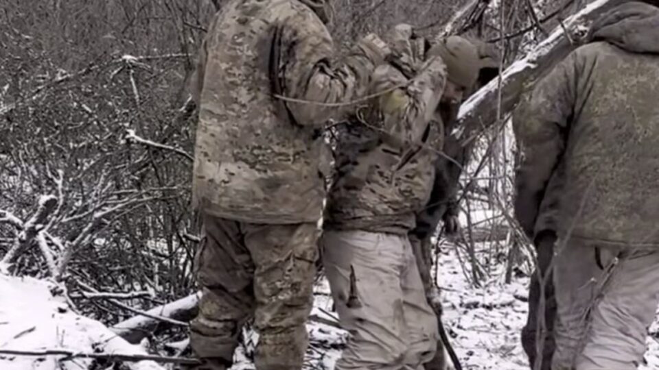 Побратим здав у полон: окупант переконав свою групу скласти зброю та здатися бійцям Сил оборони  