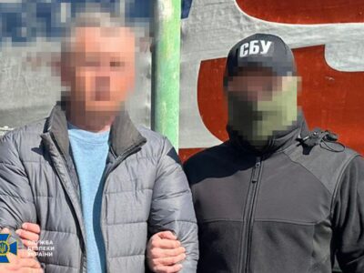 Директор, «доброволець», чиновники, лікар: викрито вісьмох організаторів ухилянтських схем  