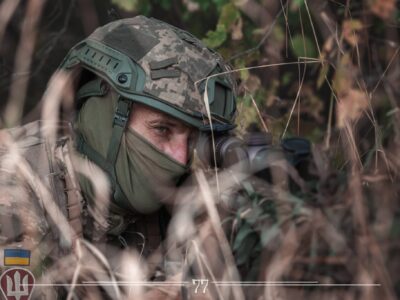 «Смертна кара за відмову від бойового завдання»: росіян женуть вперед під страхом страти  