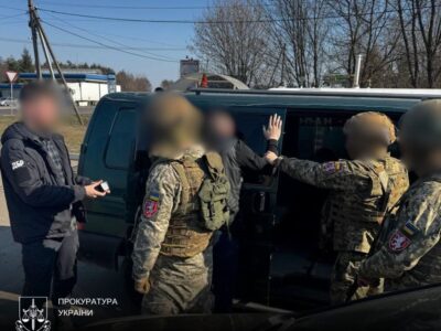 Втеча з полігона: на Львівщині викрито групу, яка за гроші вивозила військових з навчання  