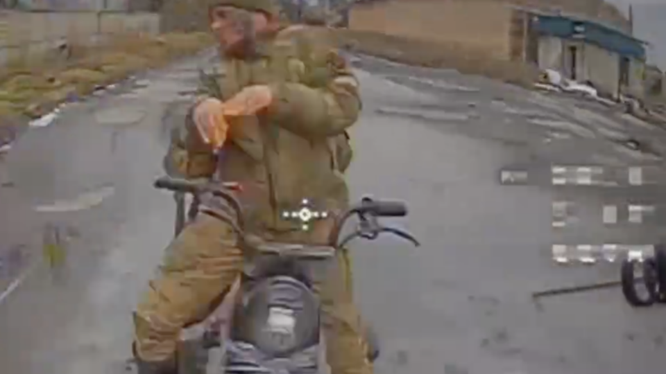 Бігли, їхали, пливли, але марно: оператори «Альфи» позбулись понад 1800 окупантів  