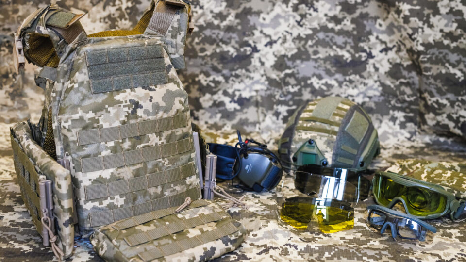 Хто вирішує, якими будуть бронежилет, штани або берці: процес створення речового забезпечення зсередини  