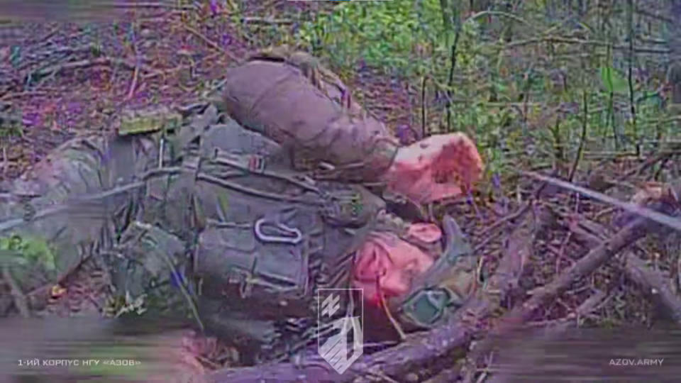 Рідкісний «руський» переживе «Азов»: у квітні корпус знищив понад 1700 окупантів  