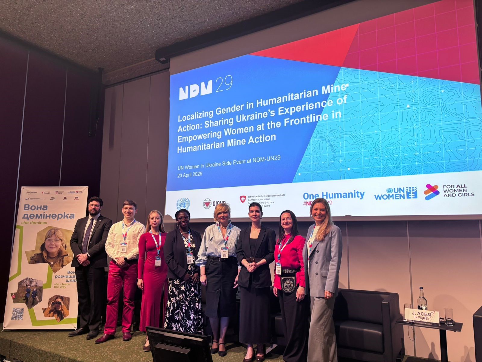 Учасники 29-ї Міжнародної зустрічі директорів національних органів протимінної діяльності і радників ООН