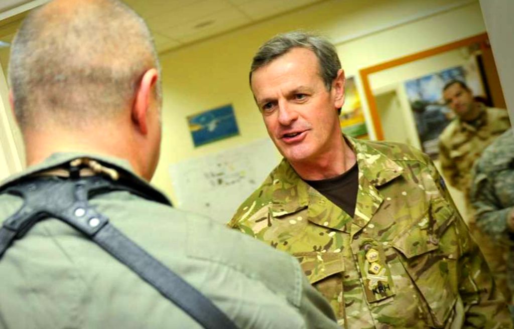 Обмін досвідом для розвитку війська: у ЗСУ створено Воєнну експертну раду ARES на чолі з британським генералом