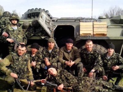 «Х*лі ти дивишся? Їб*ш!» — 12 років тому українські воїни дали першу відсіч російським загарбникам  