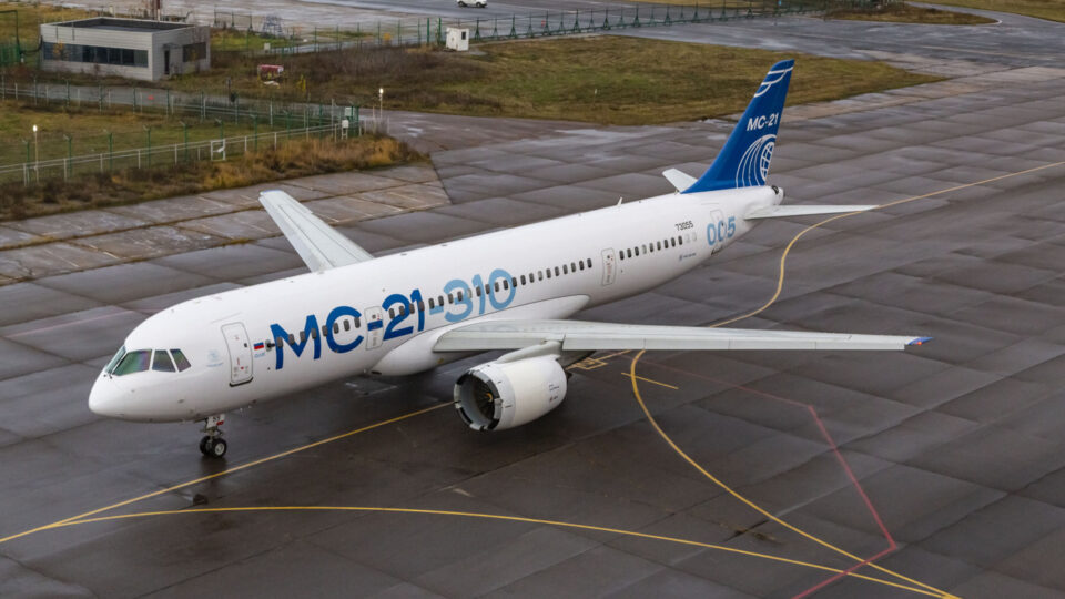 Росія імітує авіаційну революцію: створювала «заміну» Boeing, а насправді розбирає борти на запчастини  