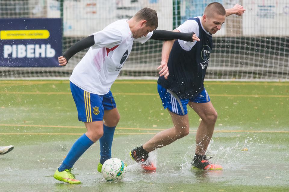 Віталій Панчоха під час участі в фудбольному матчі