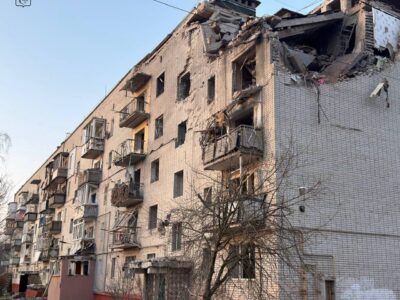 Окупанти вдарили авіабомбами по Шостці: загинула жінка, поранені троє людей  