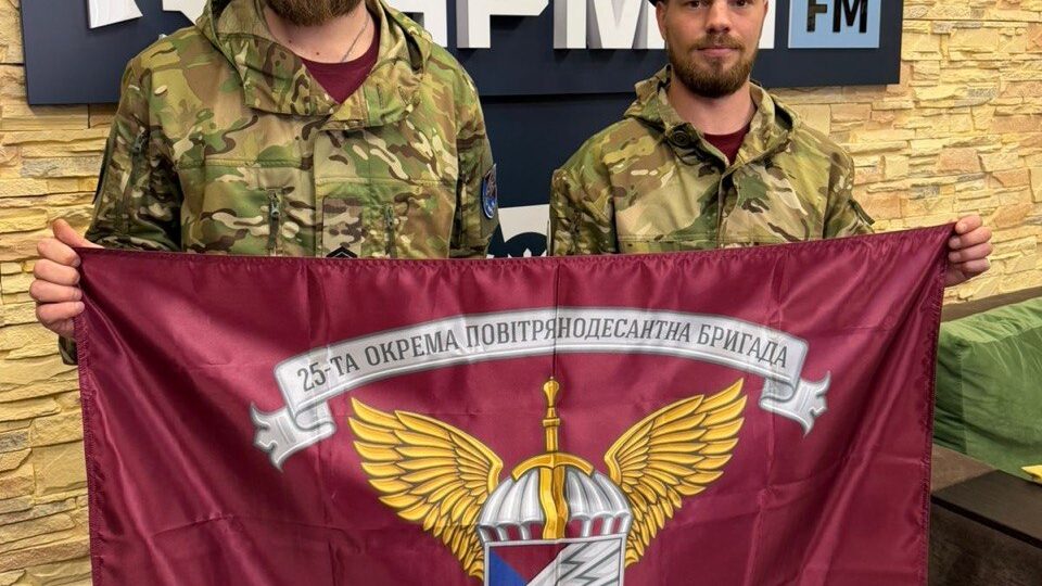 Палили все — українські пілоти «кошмарили» росіян, перебуваючи в оточенні майже три місяці  