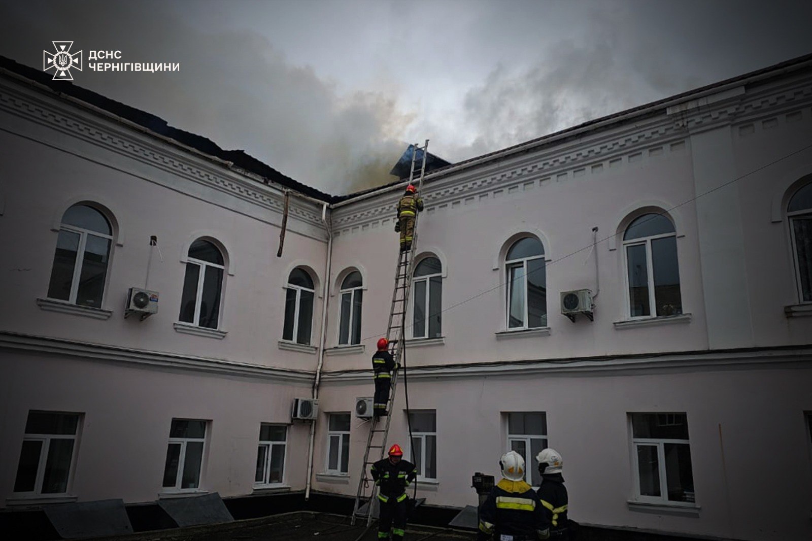 Пошкоджений будинок