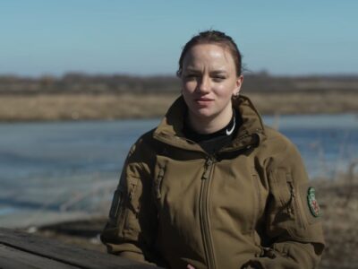 «Подобається, як воно горить»: Карина стала командиром інженерно-саперного взводу  